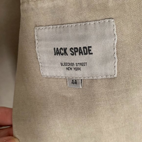 JACK SPADE Beige Sport coat w silk lining size 44 Perfect for cooler days! - Picture 3 of 6